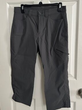 Eddie Bauer Ranier Capris - Gray Color - Women's  Size 8